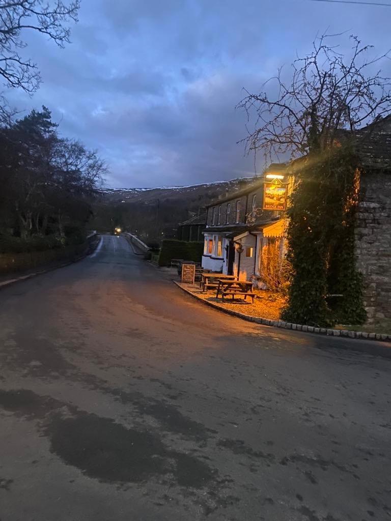 The Bridge Inn Рит Экстерьер фото